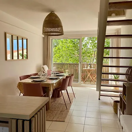 Superbe Duplex Refait A Neuf ! Apartment Hyeres Exterior photo