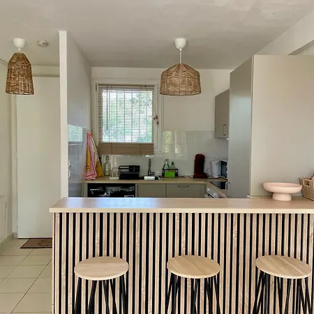 Superbe Duplex Refait A Neuf ! Apartment Hyeres Exterior photo